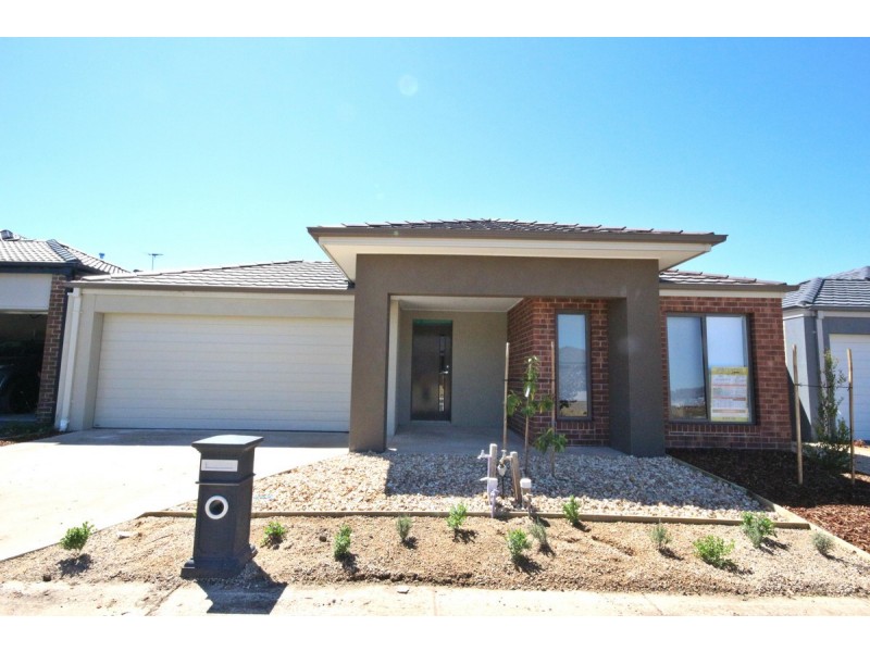 5 Bedgebury Street, Mickleham VIC 3064