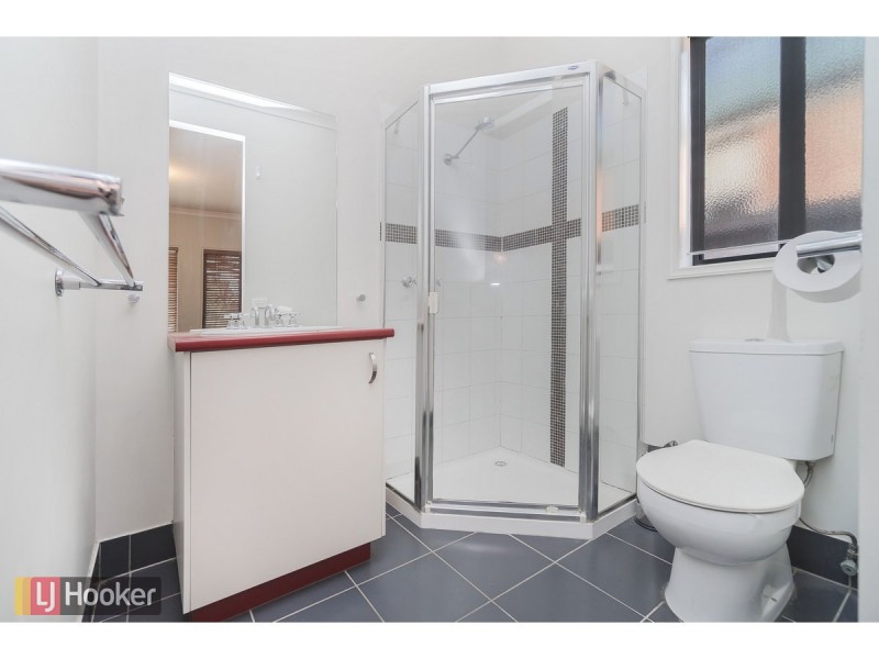 23 Gainsborough Drive, Craigieburn VIC 3064