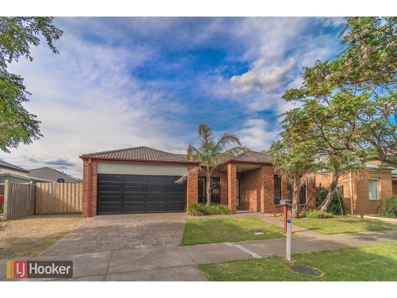 23 Gainsborough Drive, Craigieburn VIC 3064
