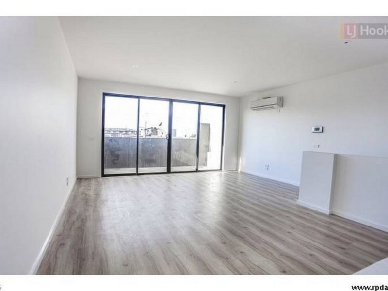 42 Furlong Street, Craigieburn VIC 3064