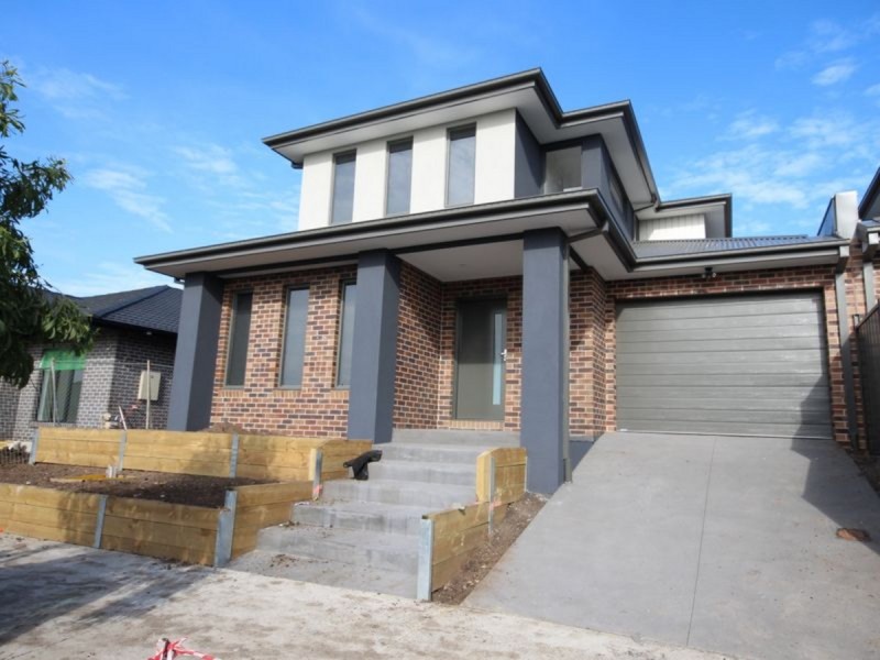 23 Plumbago Street, Craigieburn VIC 3064