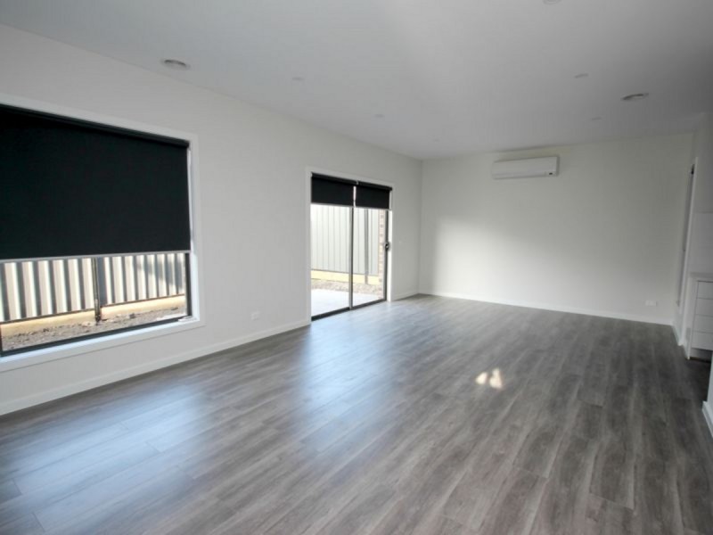 23 Plumbago Street, Craigieburn VIC 3064