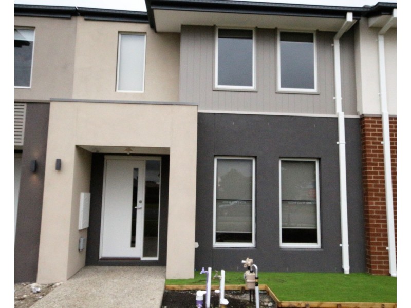 26 Parkforest Walk, Craigieburn VIC 3064