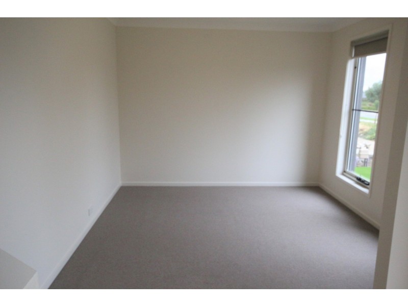 26 Parkforest Walk, Craigieburn VIC 3064