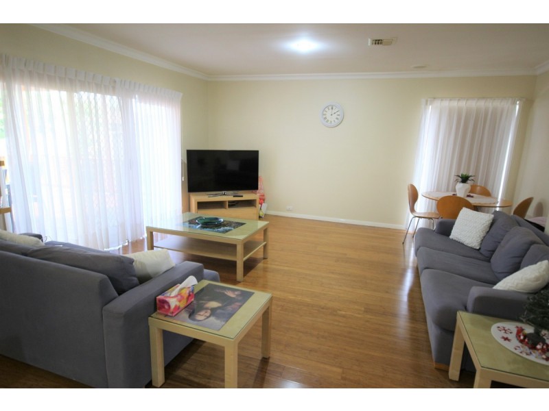 22 Southern Cross Drive, Roxburgh Park VIC 3064