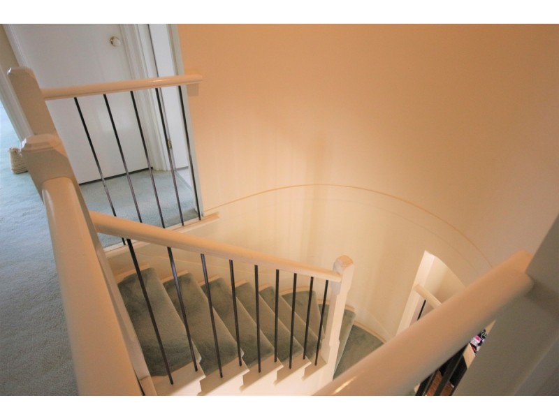 22 Southern Cross Drive, Roxburgh Park VIC 3064