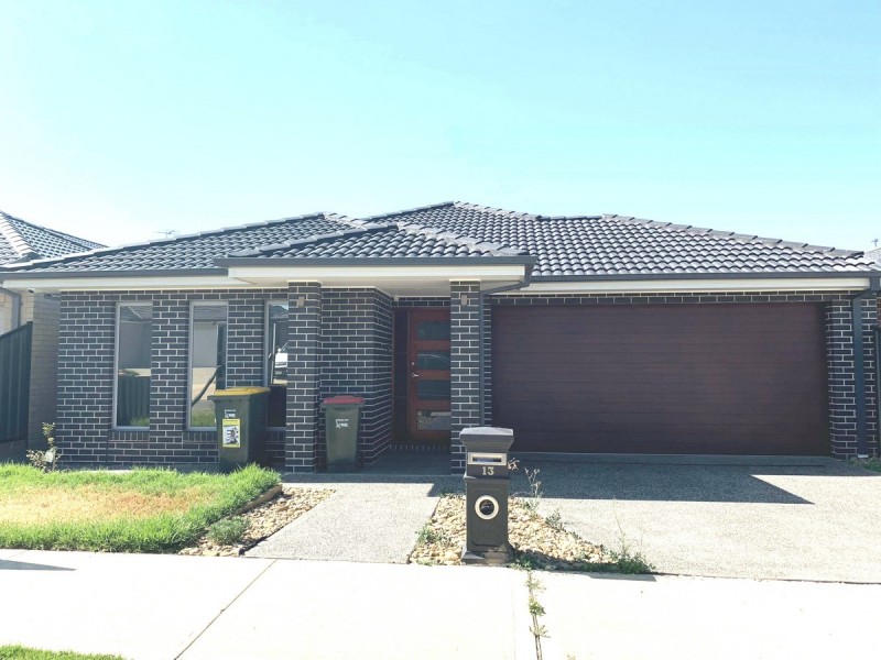 13 Divan Place, Craigieburn VIC 3064