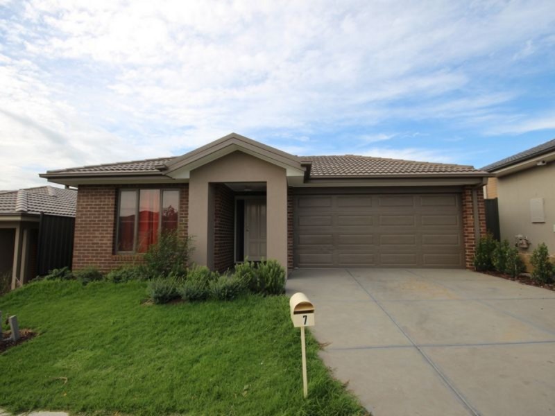 7 Euphoria Drive, Craigieburn VIC 3064