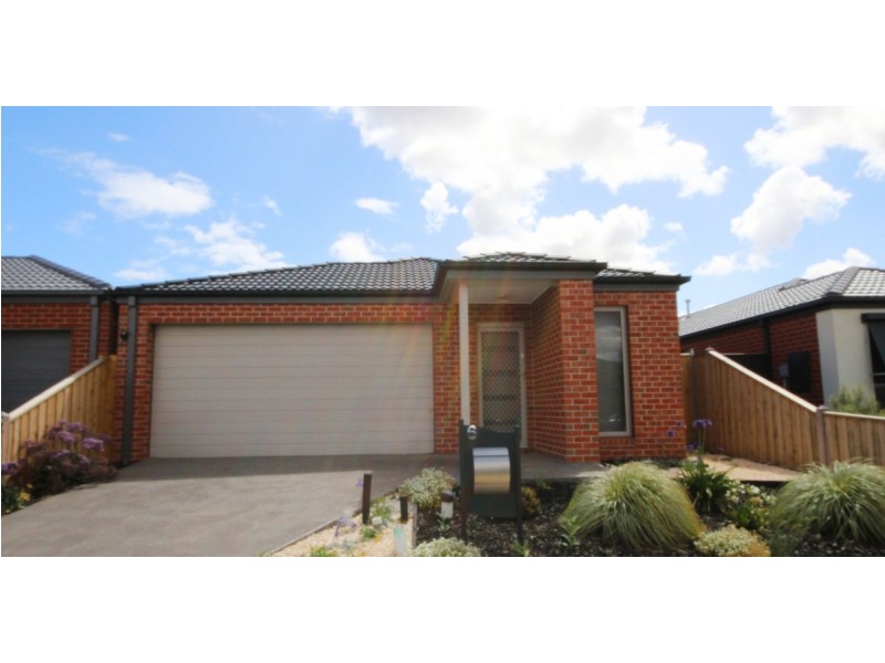 6 Martinshaw Road, Mickleham VIC 3064