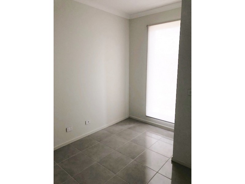 6 Martinshaw Road, Mickleham VIC 3064