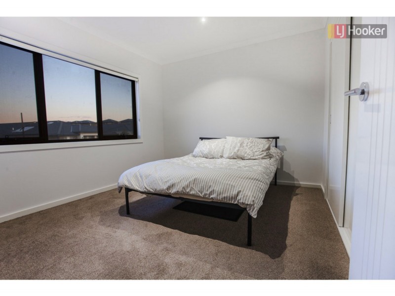 29 Calm Avenue, Craigieburn VIC 3064