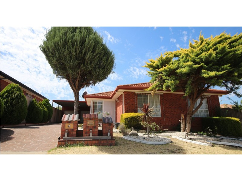 16 Redwood Drive, Meadow Heights VIC 3048