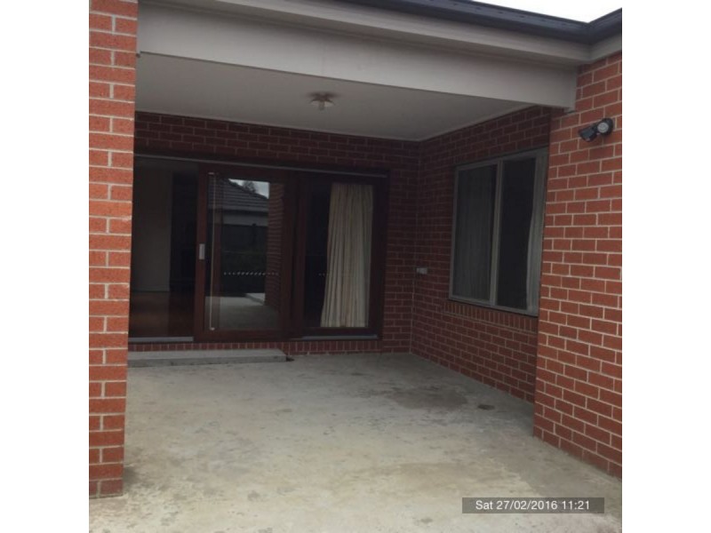 6 Fenland Street, Craigieburn VIC 3064