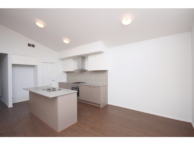 7 Sandwood Place, Craigieburn VIC 3064