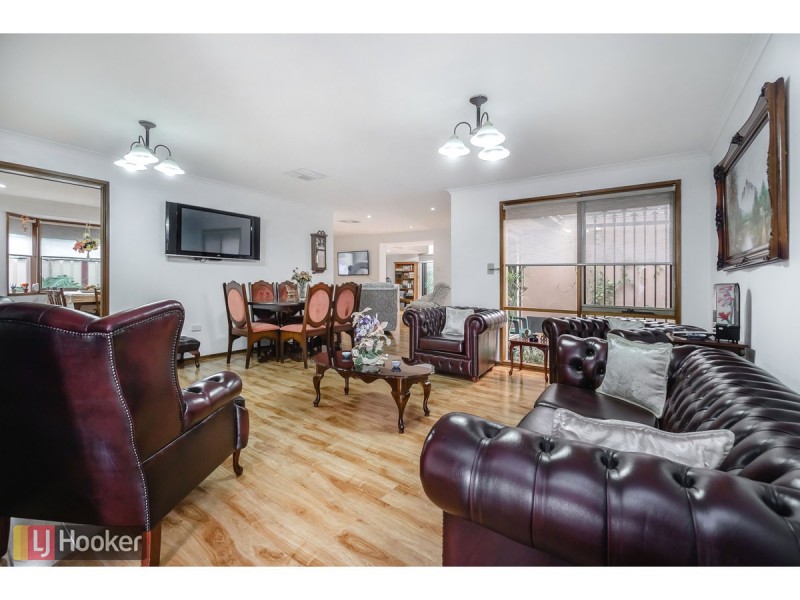 5 Nash Court, Meadow Heights VIC 3048