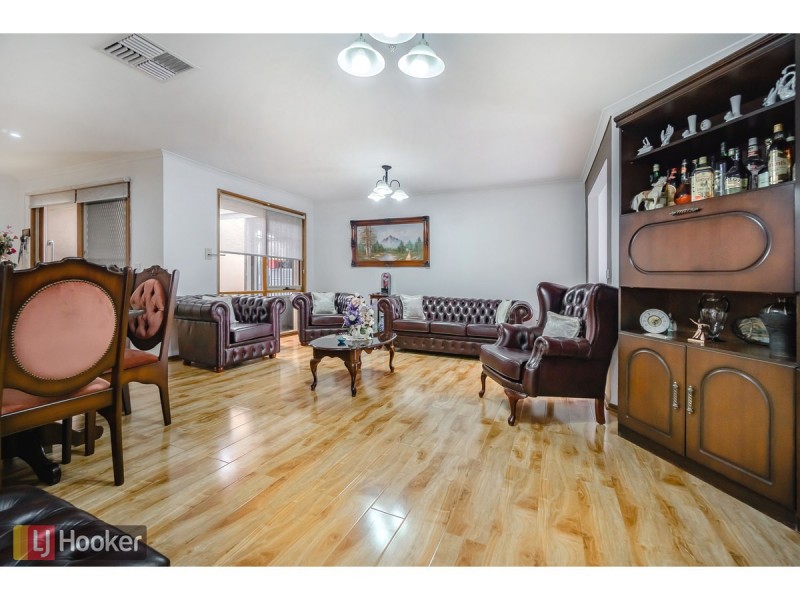 5 Nash Court, Meadow Heights VIC 3048