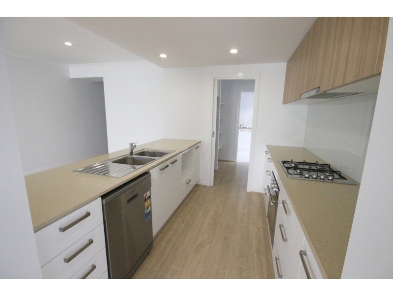 12 Merlin Street, Craigieburn VIC 3064