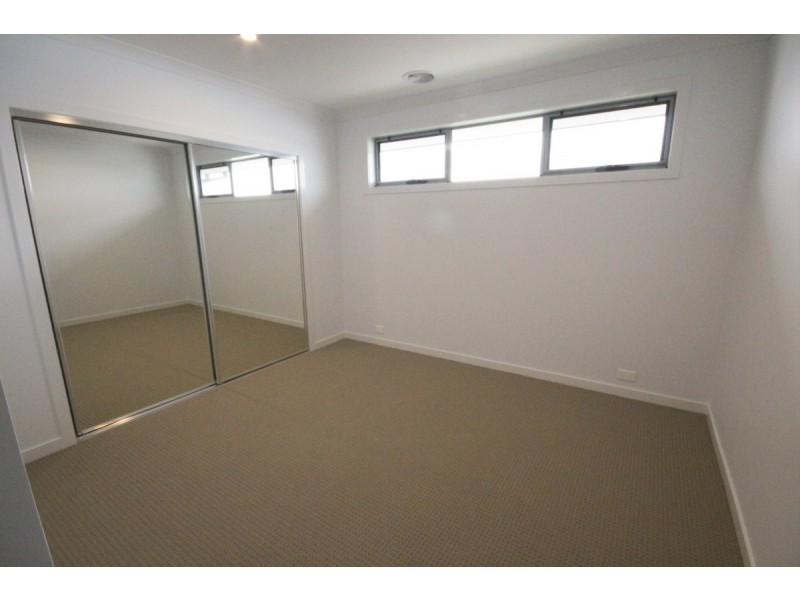 12 Merlin Street, Craigieburn VIC 3064