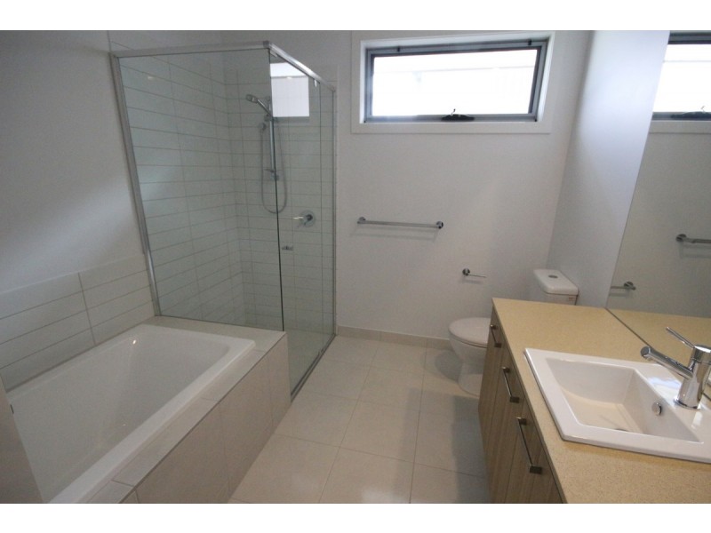 14 Merlin Street, Craigieburn VIC 3064