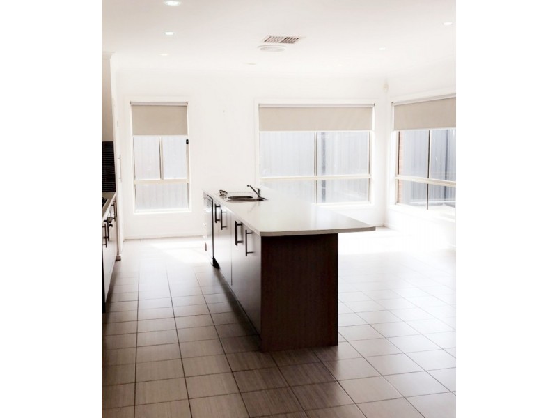 64 Grevillea Street, Craigieburn VIC 3064