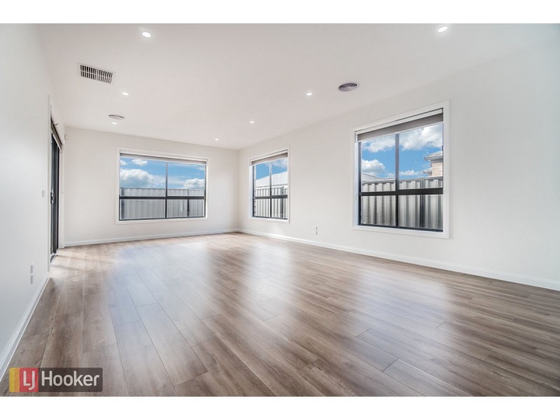 21 Hues Street, Craigieburn VIC 3064