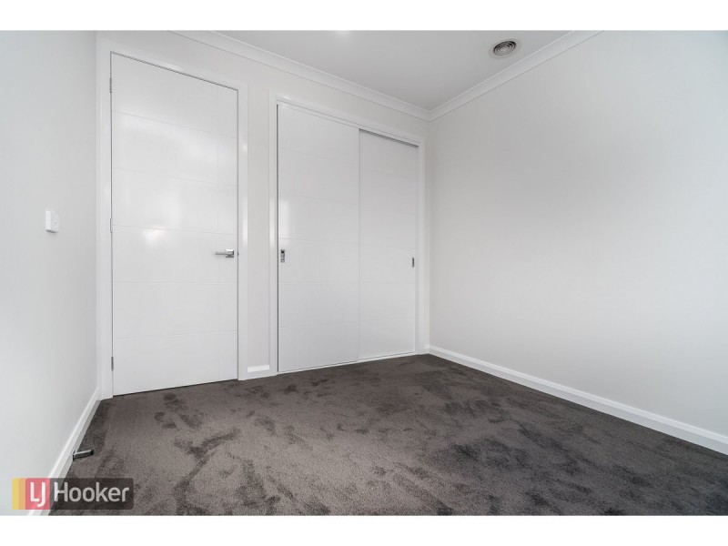 21 Hues Street, Craigieburn VIC 3064