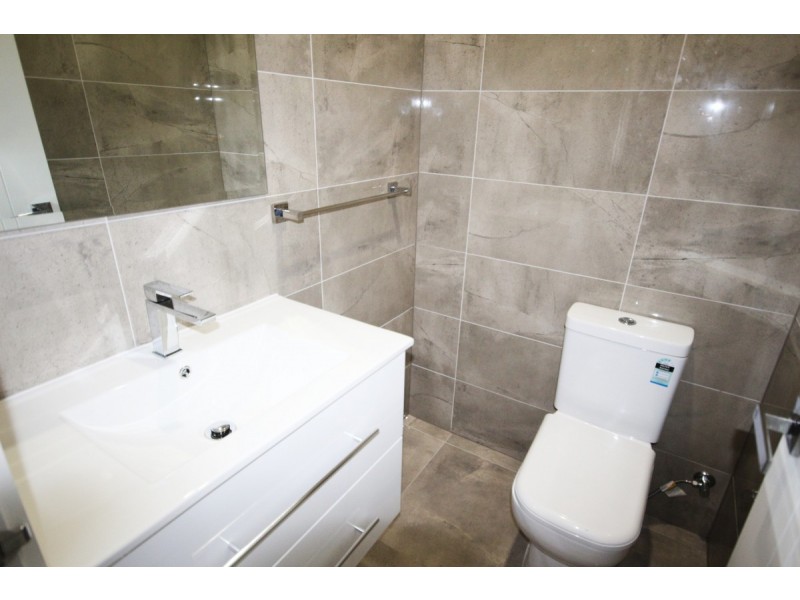 45 Upthorpe Loop, Mickleham VIC 3064