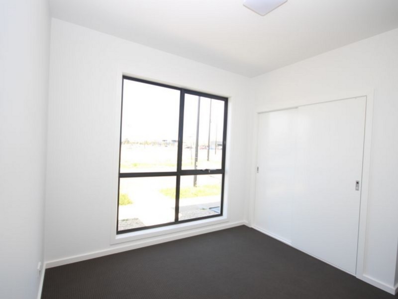 52 Furlong Street, Craigieburn VIC 3064