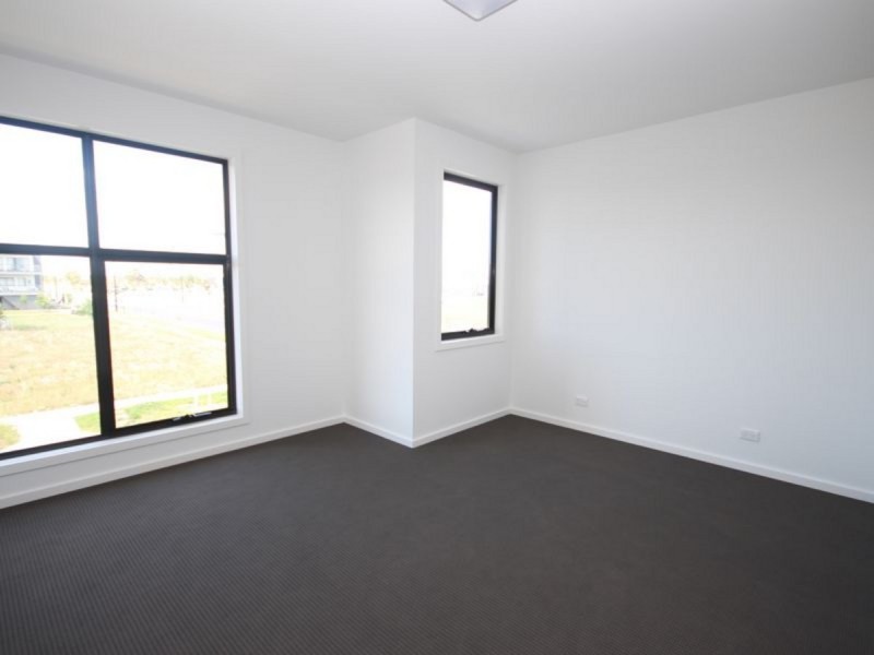 52 Furlong Street, Craigieburn VIC 3064