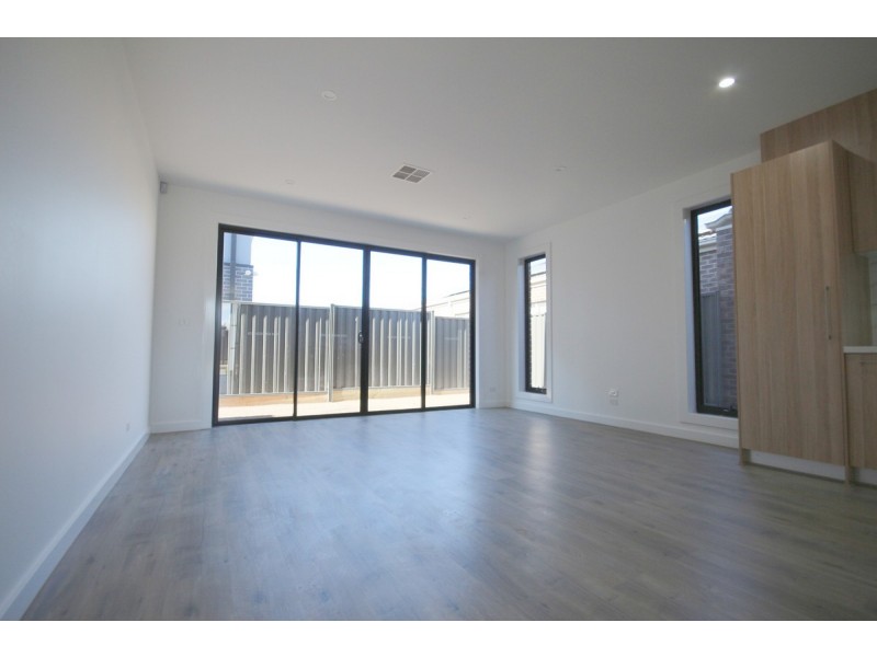1a Strident Road, Craigieburn VIC 3064