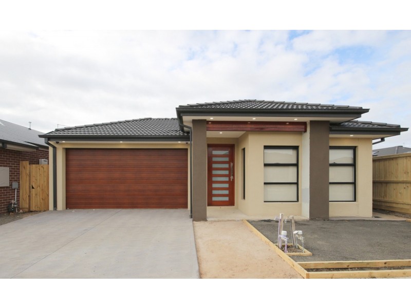 5 Dorcas Road, Mickleham VIC 3064