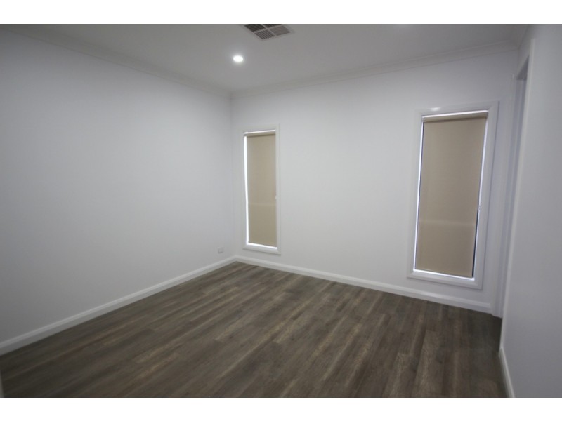 5 Dorcas Road, Mickleham VIC 3064