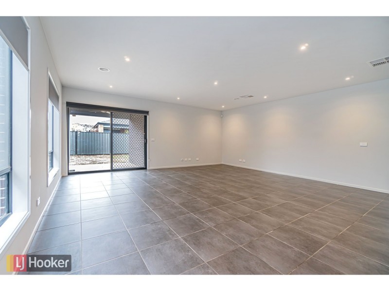 11 Merrica Court, Craigieburn VIC 3064