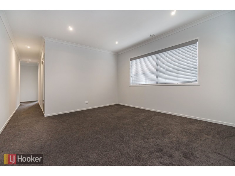 11 Merrica Court, Craigieburn VIC 3064