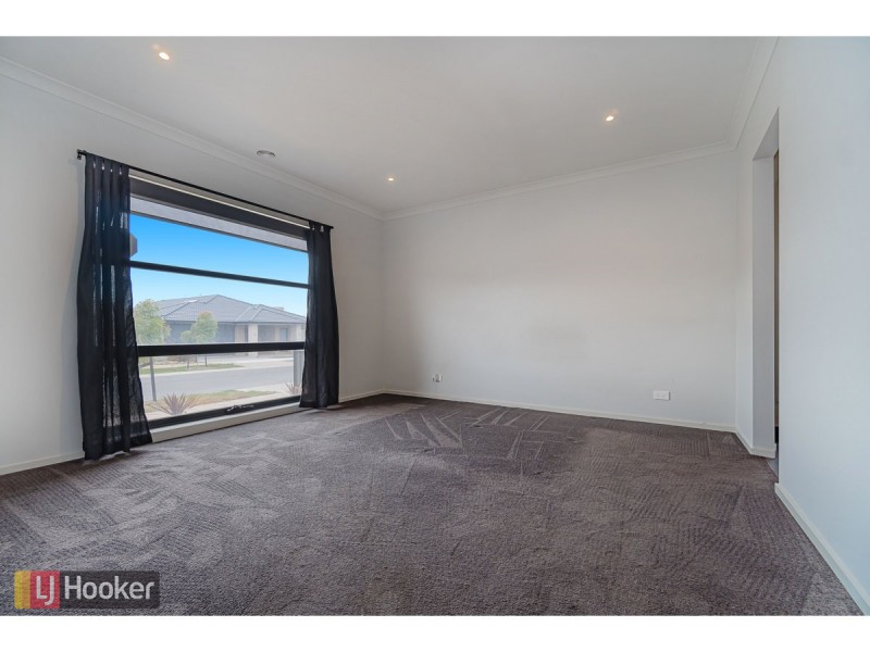 11 Merrica Court, Craigieburn VIC 3064