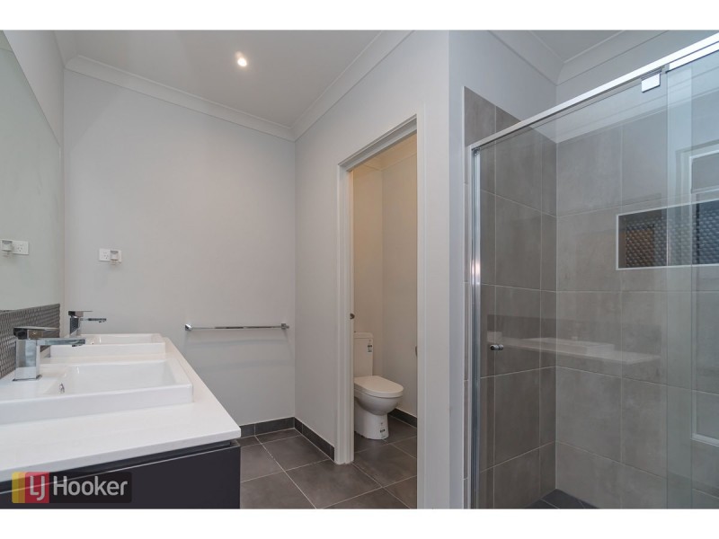 11 Merrica Court, Craigieburn VIC 3064