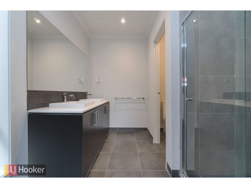 11 Merrica Court, Craigieburn VIC 3064