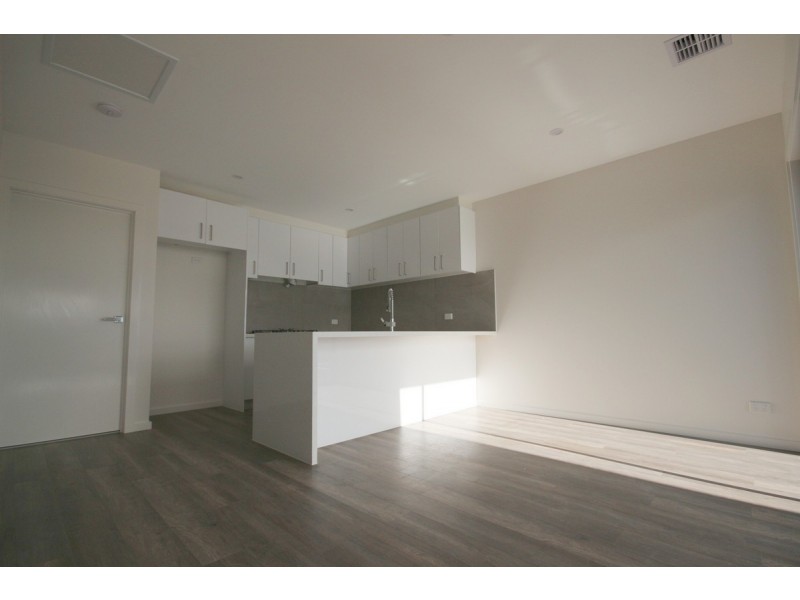 1 Altamont Road, Craigieburn VIC 3064