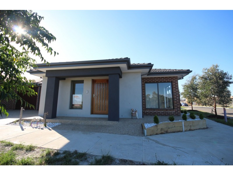 68 Gallantry Avenue, Craigieburn VIC 3064