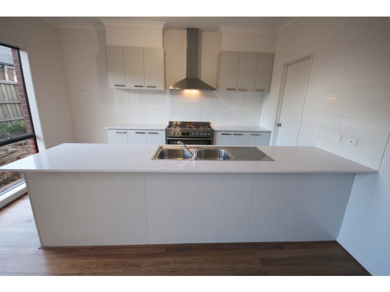 6 Cassette Street, Kalkallo VIC 3064