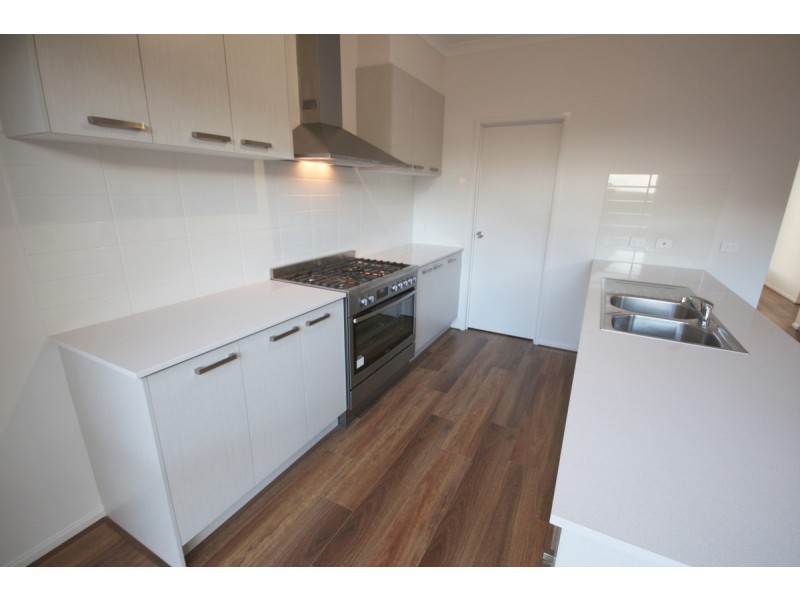 6 Cassette Street, Kalkallo VIC 3064