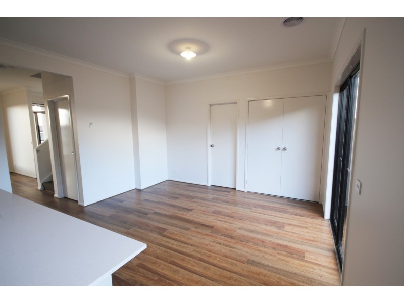 6 Cassette Street, Kalkallo VIC 3064