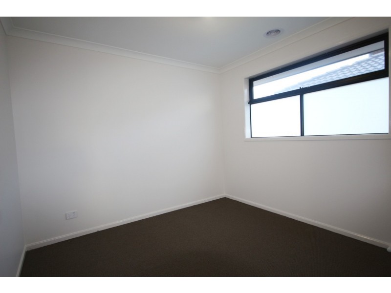 6 Cassette Street, Kalkallo VIC 3064