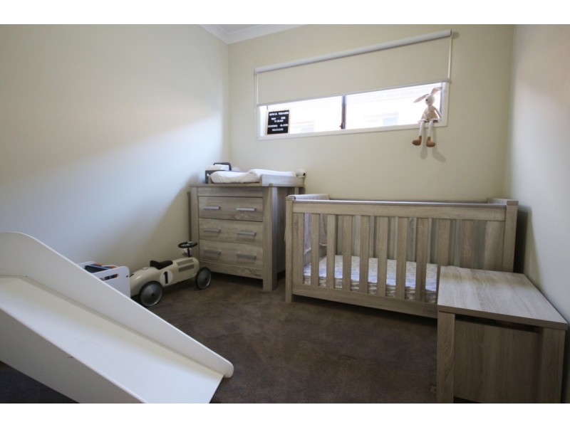 17 Grace Street, Craigieburn VIC 3064