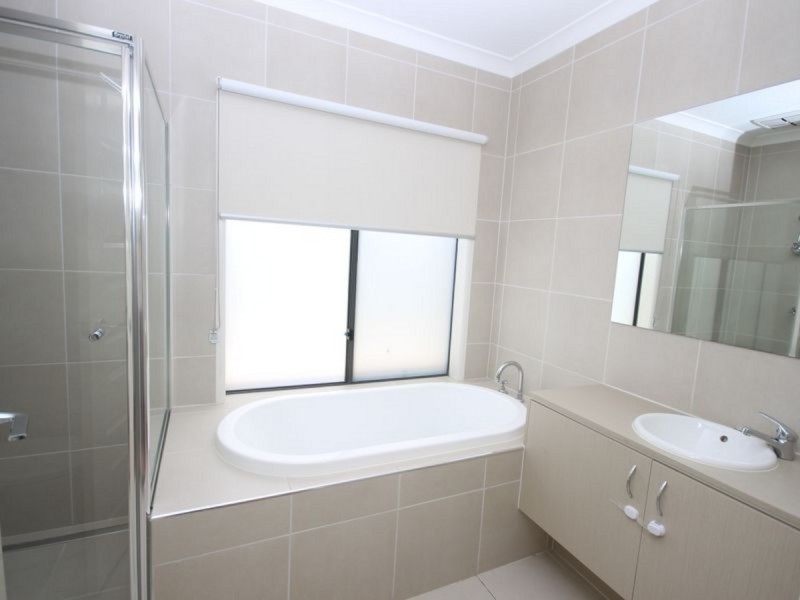 17 Grace Street, Craigieburn VIC 3064