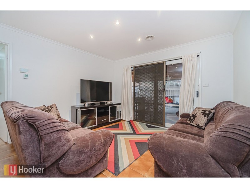 11 Banbury Crescent, Craigieburn VIC 3064