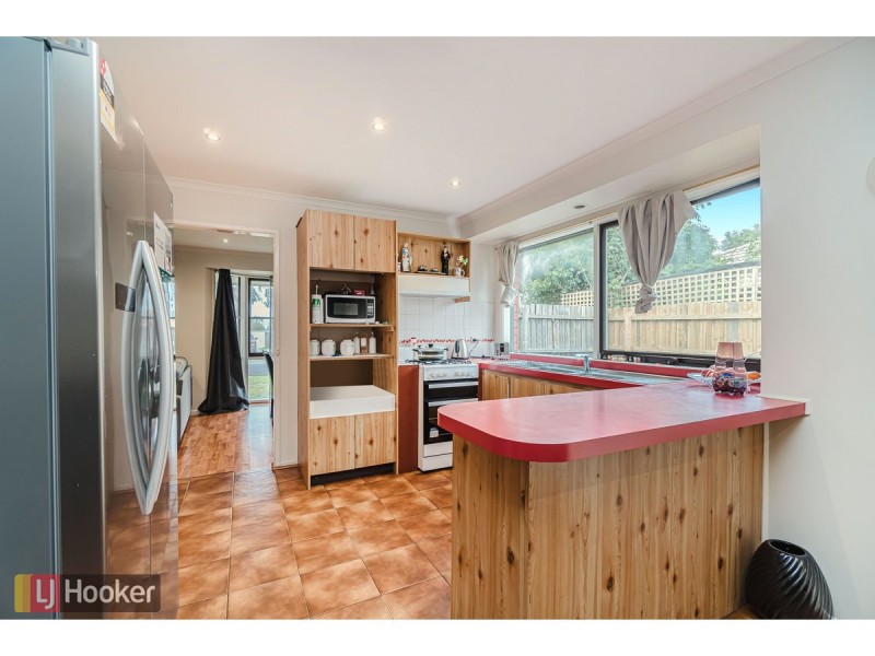11 Banbury Crescent, Craigieburn VIC 3064