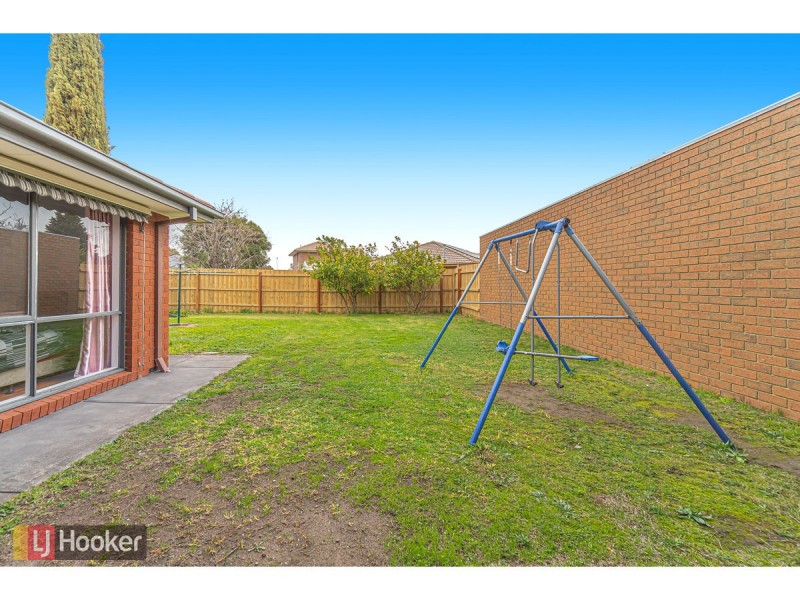 11 Banbury Crescent, Craigieburn VIC 3064