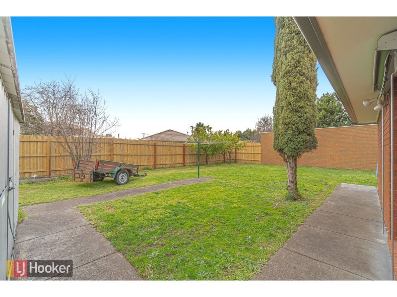 11 Banbury Crescent, Craigieburn VIC 3064