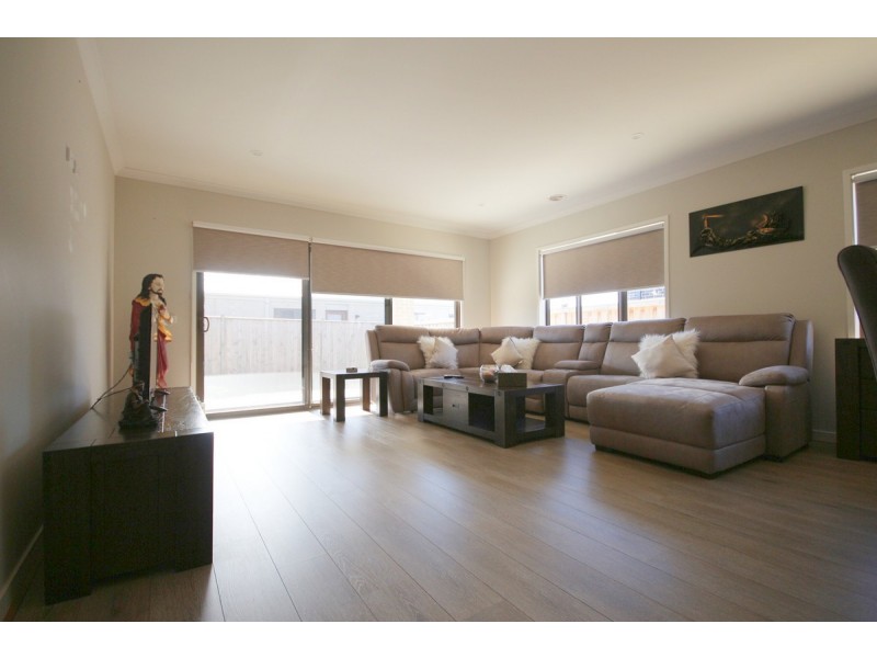 470 Brookfield Boulevard, Mickleham VIC 3064